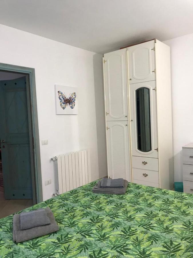 Apartamento 21 Via del Faro Olbia Exterior foto
