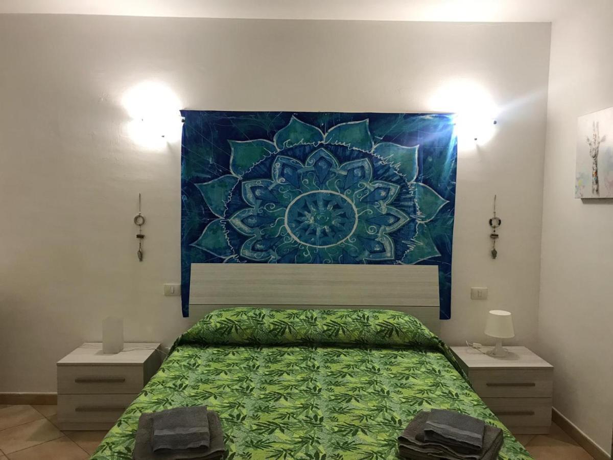 Apartamento 21 Via del Faro Olbia Exterior foto